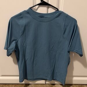 NWT Nike InfinaSoft Women's Blue Ribbed Top - Sz L